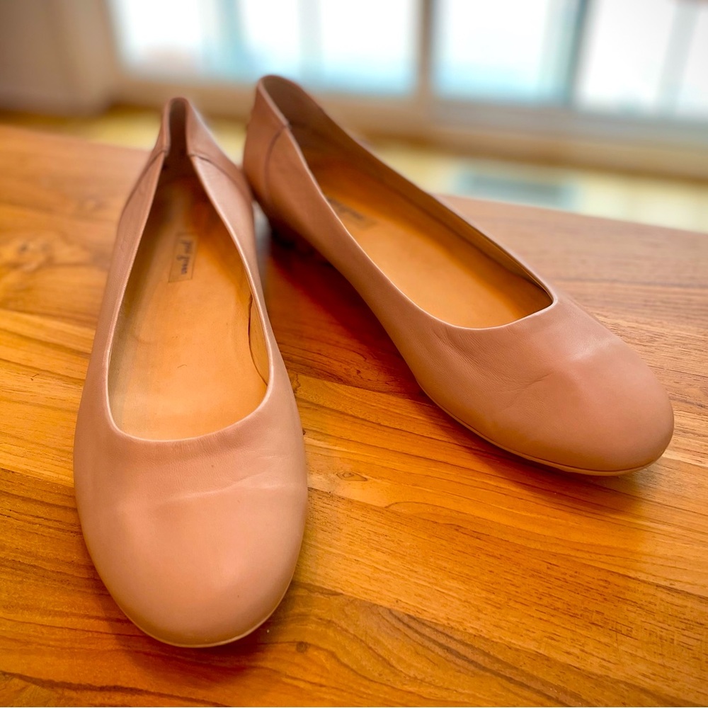 Paul Green beige/pink flat women’s shoes - size UK7 (US 9.5)